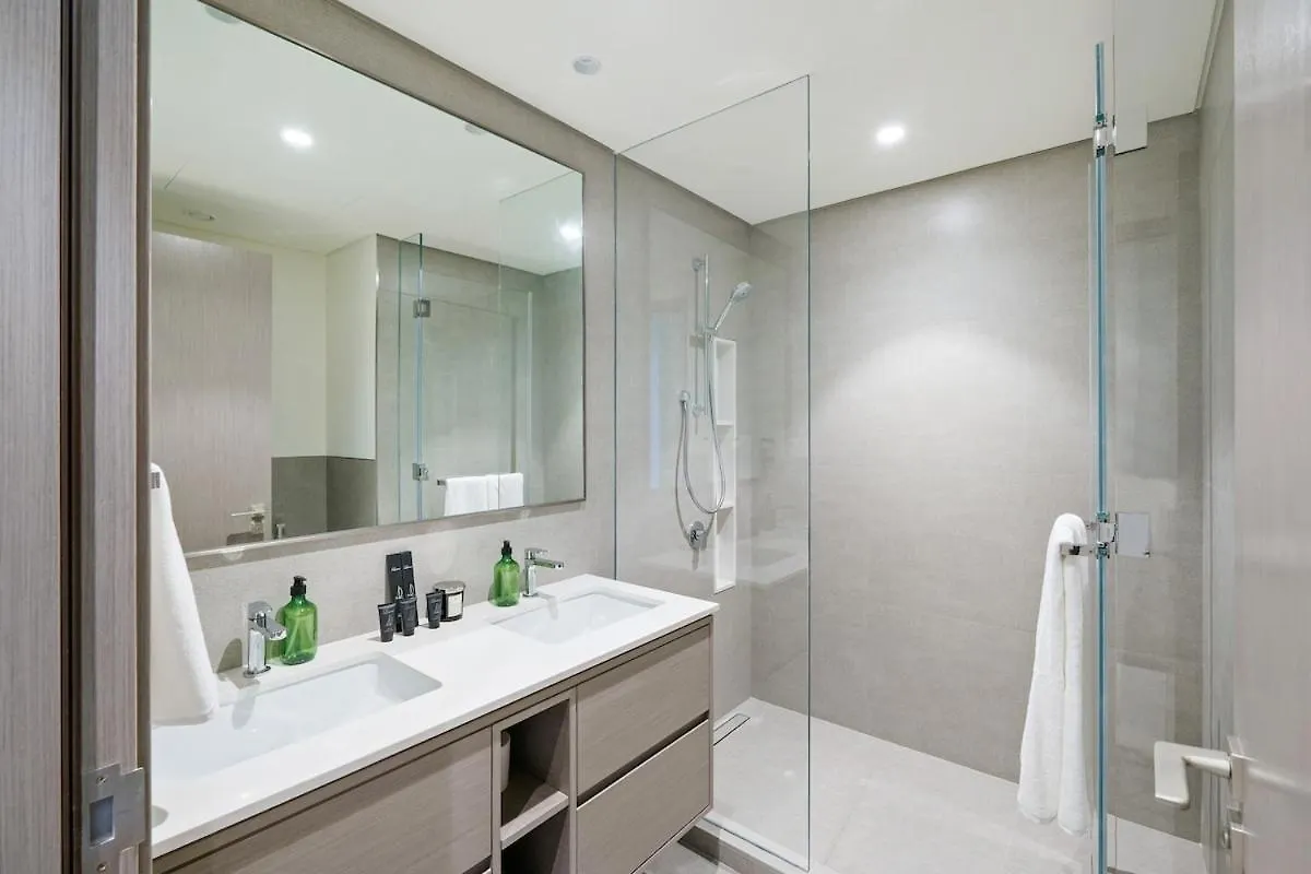 Best Burj Khalifa View,2 Min Walk Dubai Mall Apartment