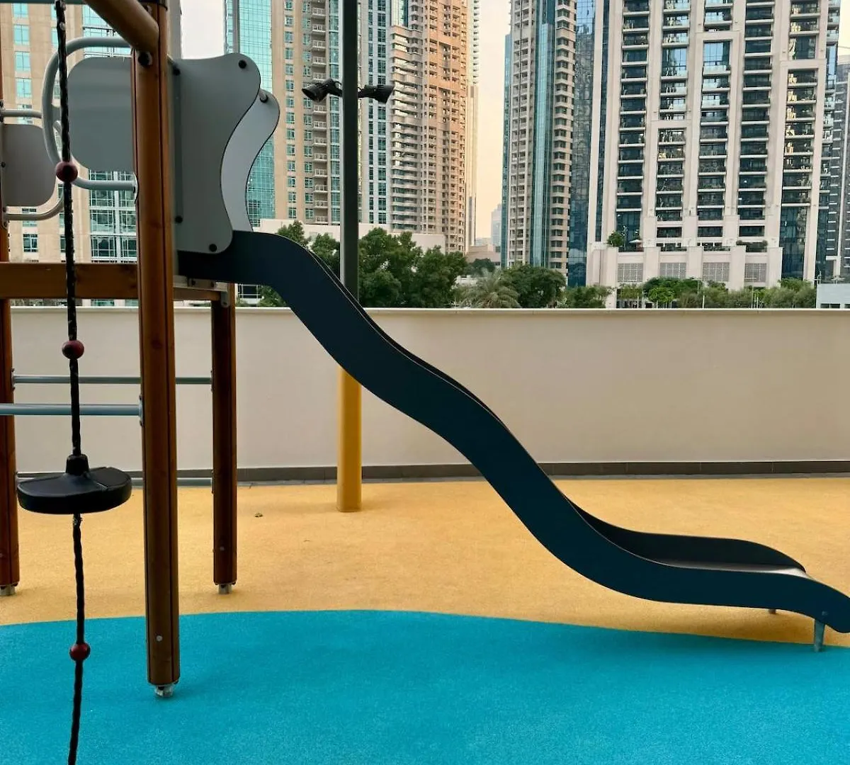 Best Burj Khalifa View,2 Min Walk Dubai Mall Apartment